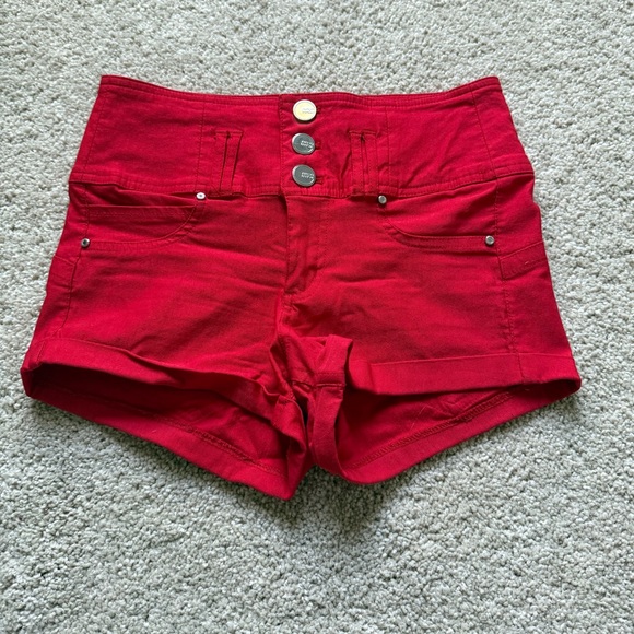 Red Shorts! - Picture 2 of 6
